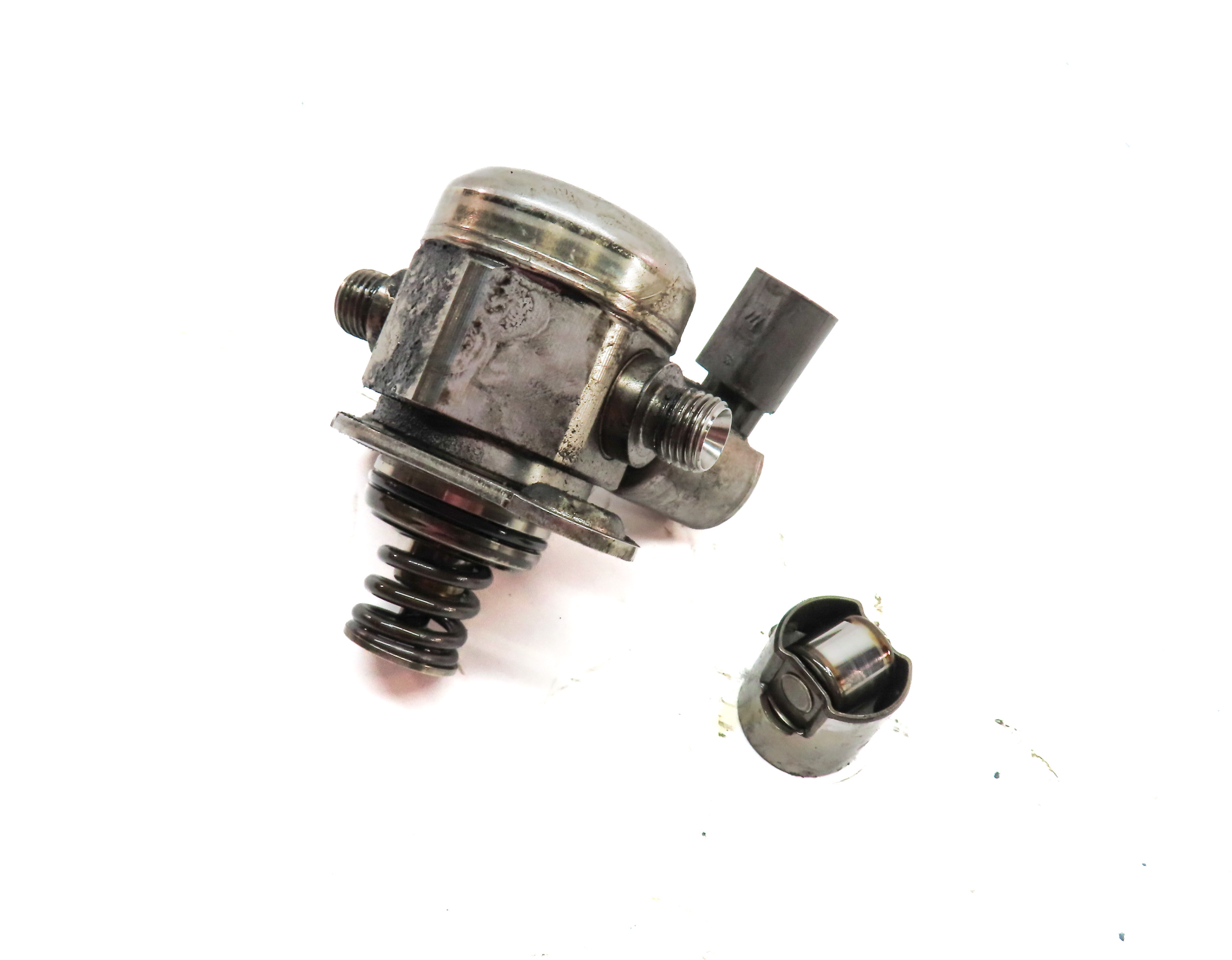 12-15 BMW 135i 335i 535i 740i X1 X3 X5 X6 3.0L N55 TURBO MECHANICAL FUEL PUMP — exact item pictured